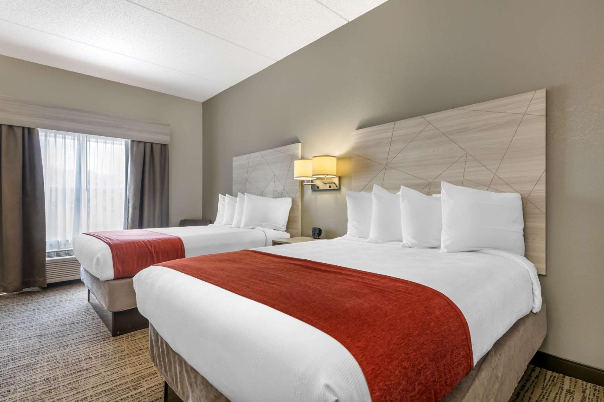 Best Western Plus Lake City Exterior photo