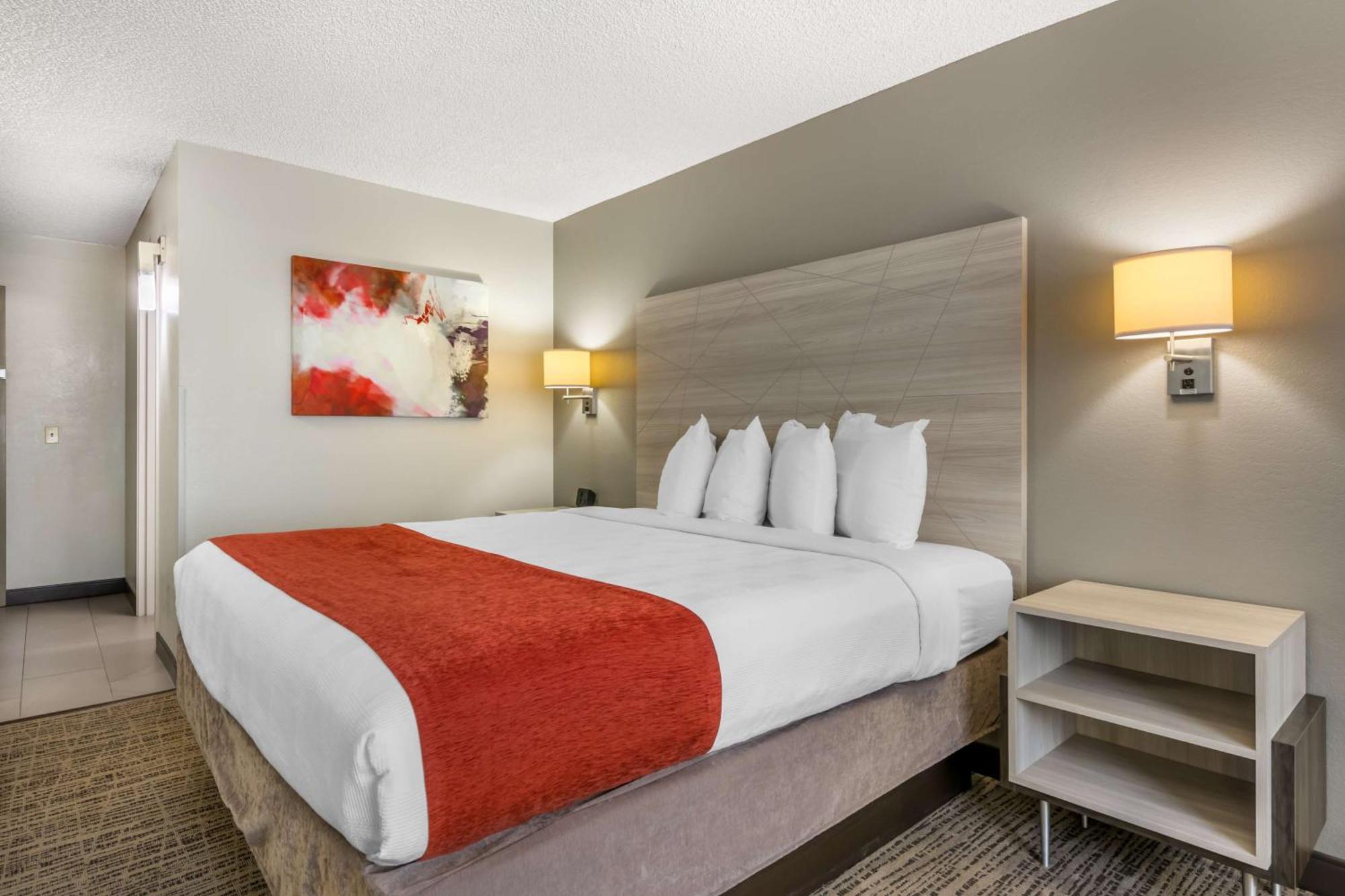 Best Western Plus Lake City Exterior photo